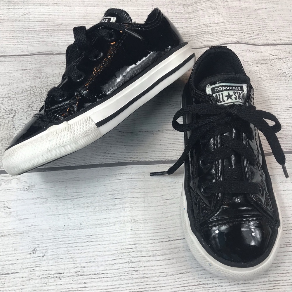 Black Patent Leather Low Top Converse Size 8 (toddler)